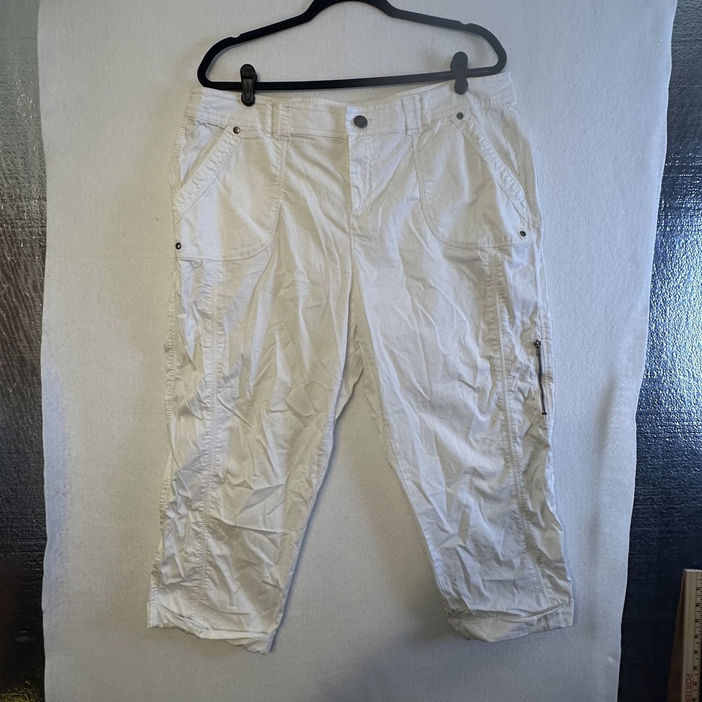 Style & Co White Cargo Capri Pants Women Size 16 Cotton Spandex